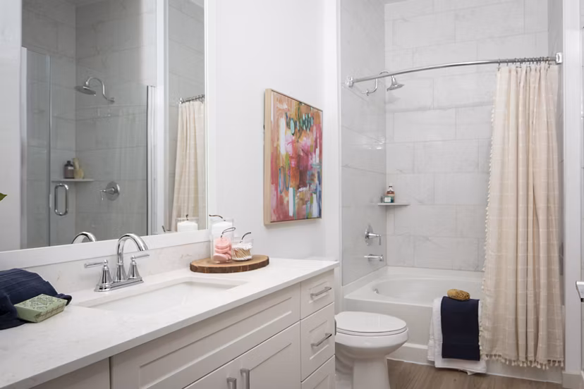 Modern bathroom with sleek finishes at Broadstone Frontera Ridge Apartments, featuring luxury fittings and stylish design