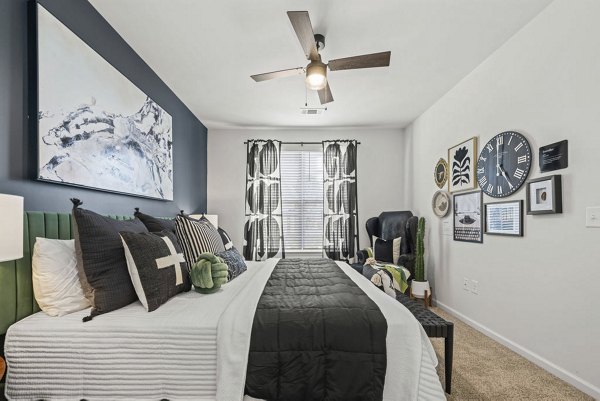 bedroom at Giddy Hall Apartments