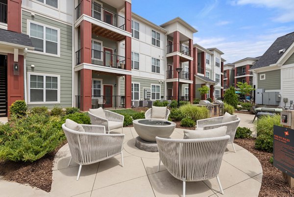 fire pit at Giddy Hall Apartments