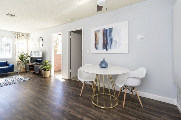 Dining area with modern furnishings in Sundance Apartments, a luxury community by Greystar