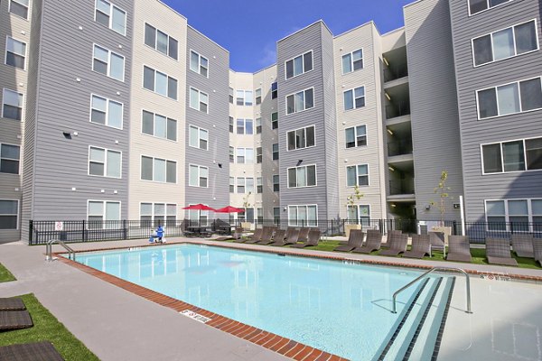 pool at Clubhouse Apartments