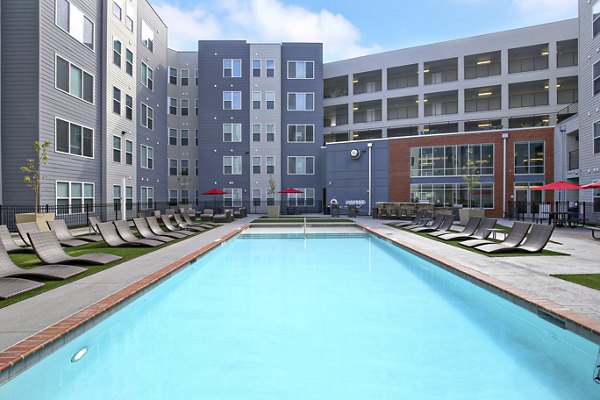 pool at Clubhouse Apartments