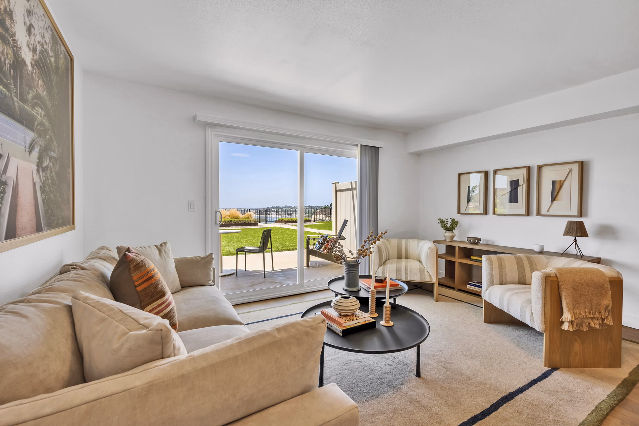 Living Room at Park Newport Apartments