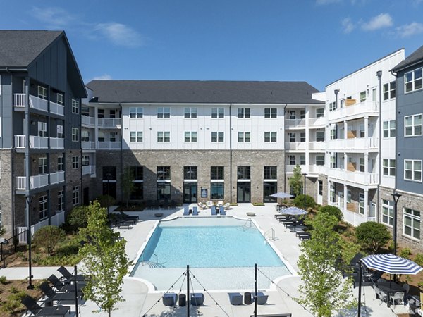 pool at The Laurel Apartments
