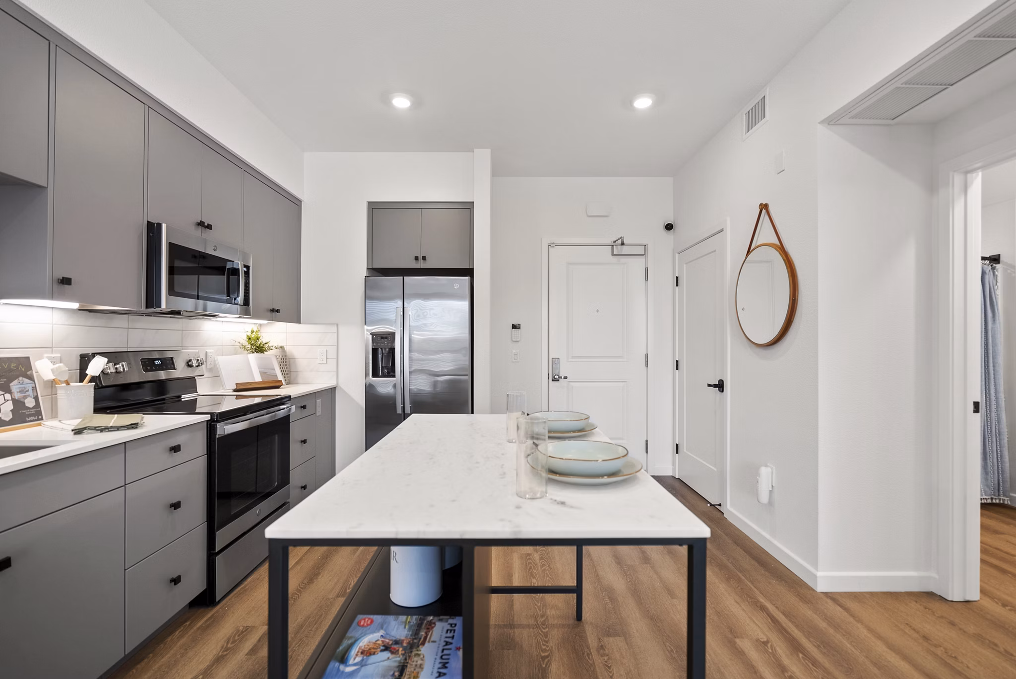 dining at Haven at Deer Creek Apartments 