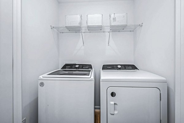 laundry room at Wayford at Pringle Towns Townhomes