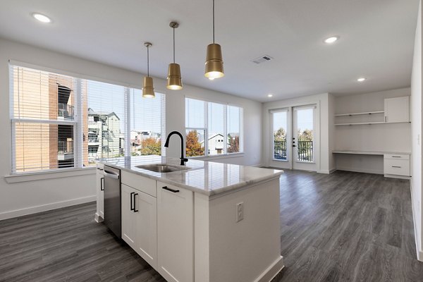 dining room at Rivette Tower Apartments 