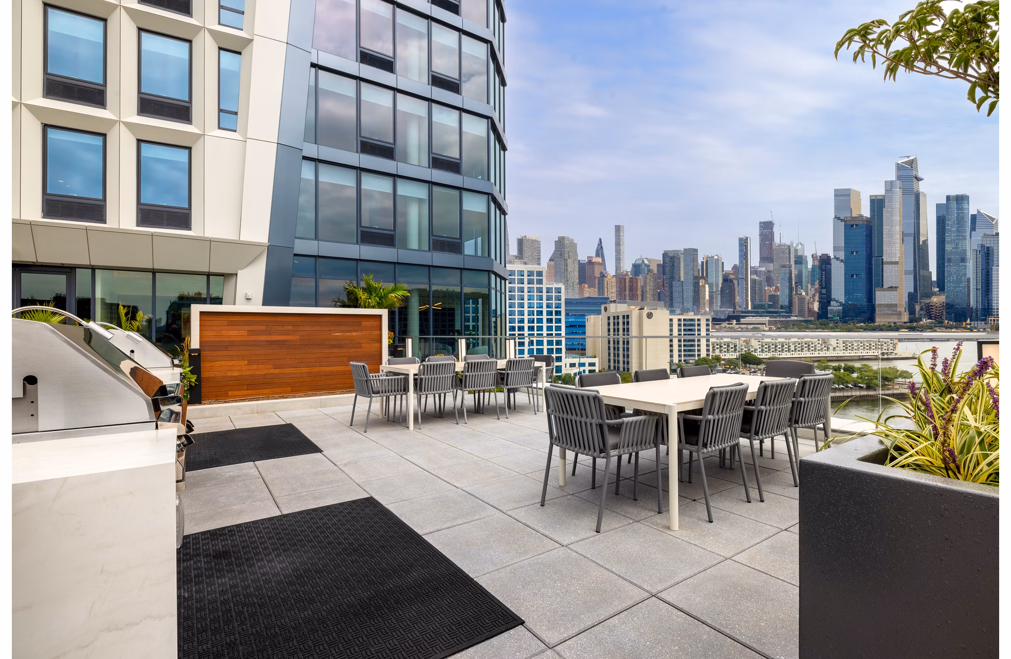 grill area at Hoboken Point Apartments