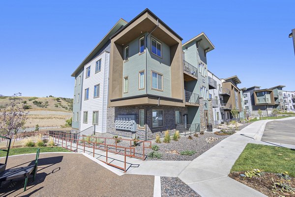 building at The Preserve at Mesa Creek Apartments