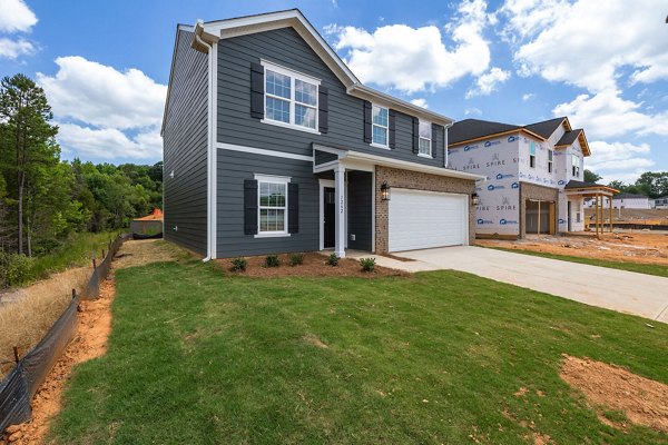 exterior at Smith Crossing Apartments