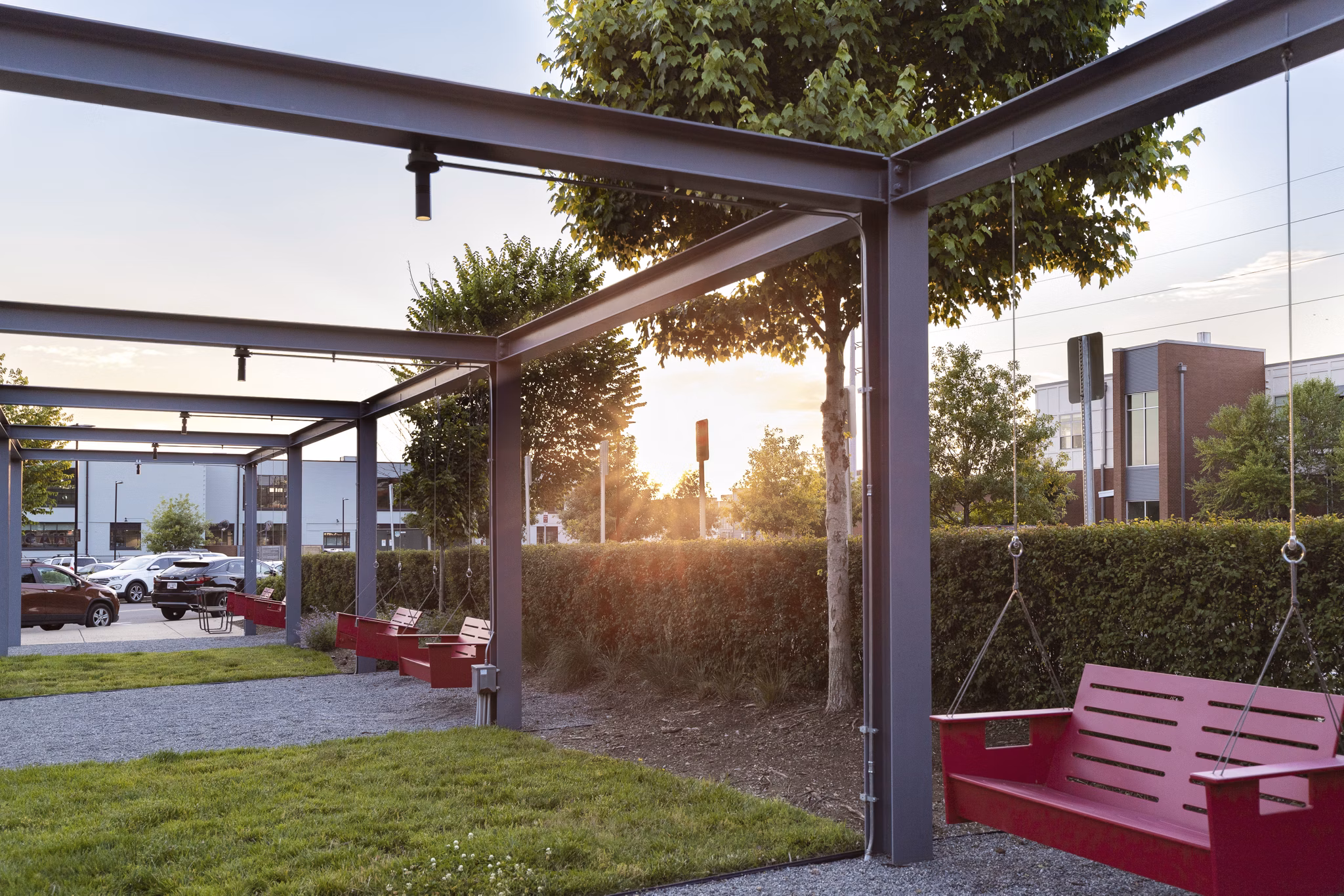 Station 40: Luxury apartment community courtyard featuring lush gardens in San Francisco