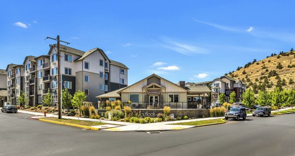 building at Outlook at Pilot Butte Apartments