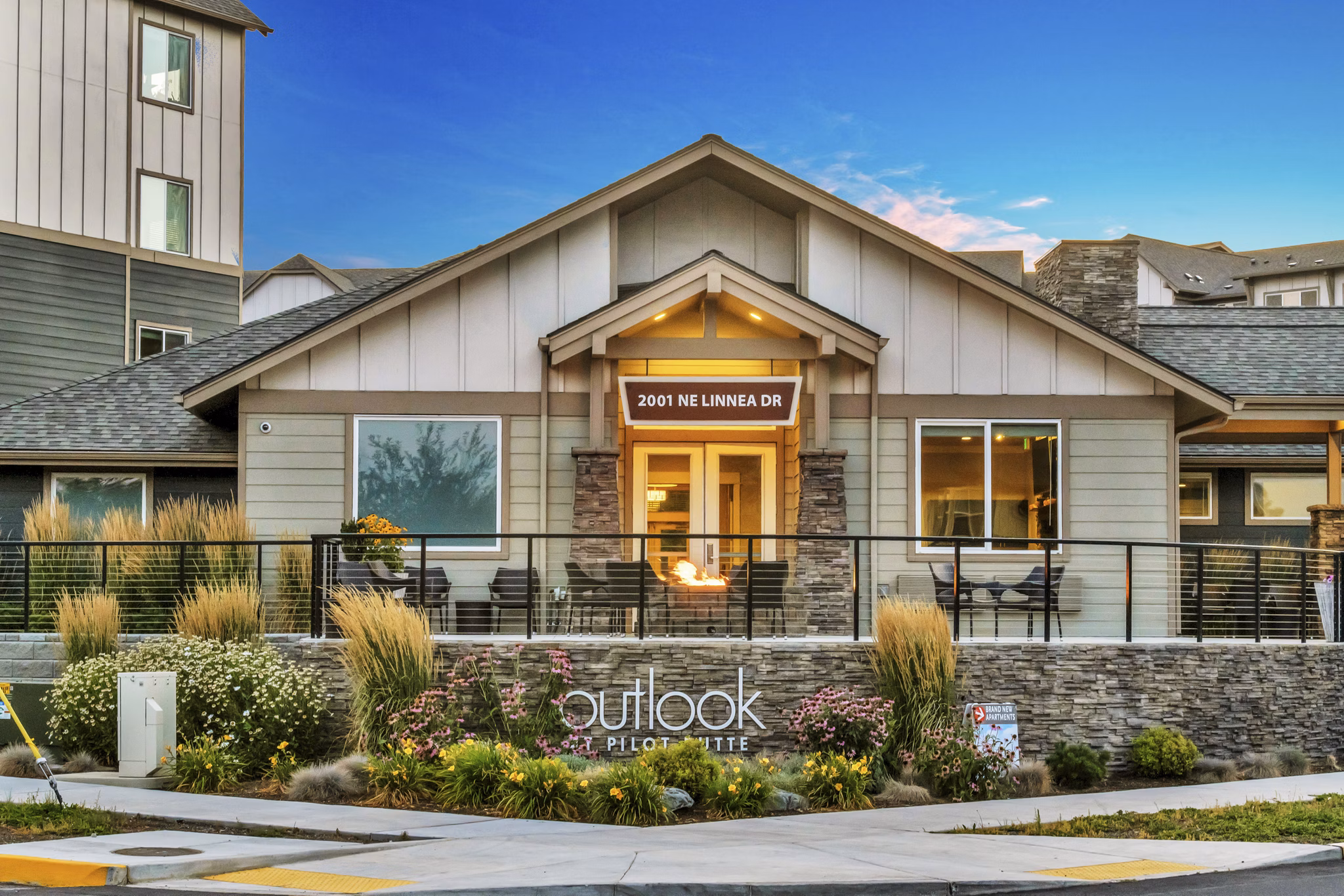 building at Outlook at Pilot Butte Apartments