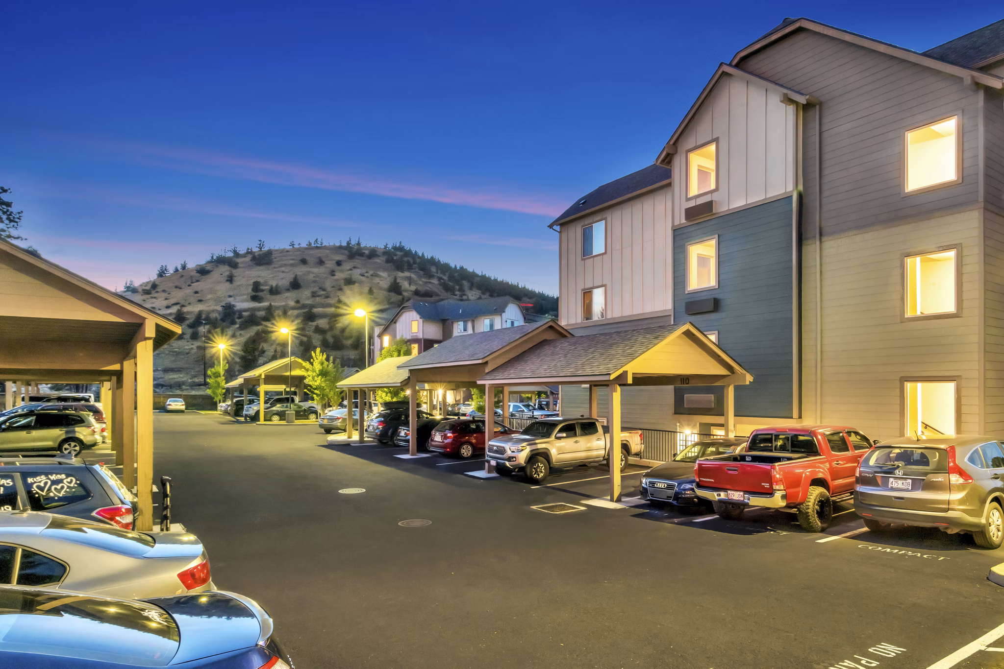 building at Outlook at Pilot Butte Apartments