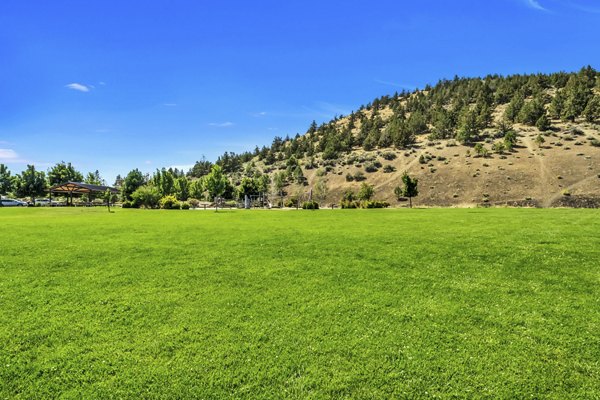 neighborhood at Outlook at Pilot Butte Apartments