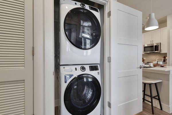 laundry room at Lenox Grandview Apartments