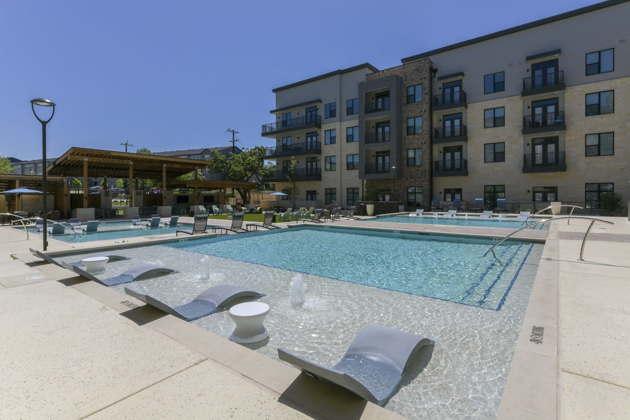 Lenox Grandview San Antonio Tx 2 of 12