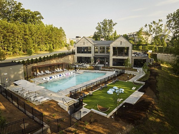 building at Novel Mallard Creek Apartments