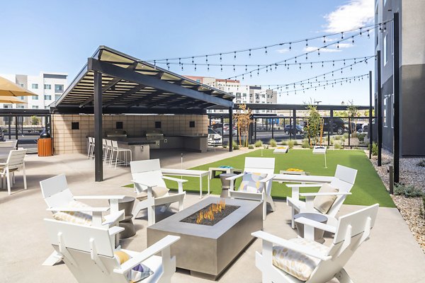 fire pit at Marlowe Centennial Hills Apartments