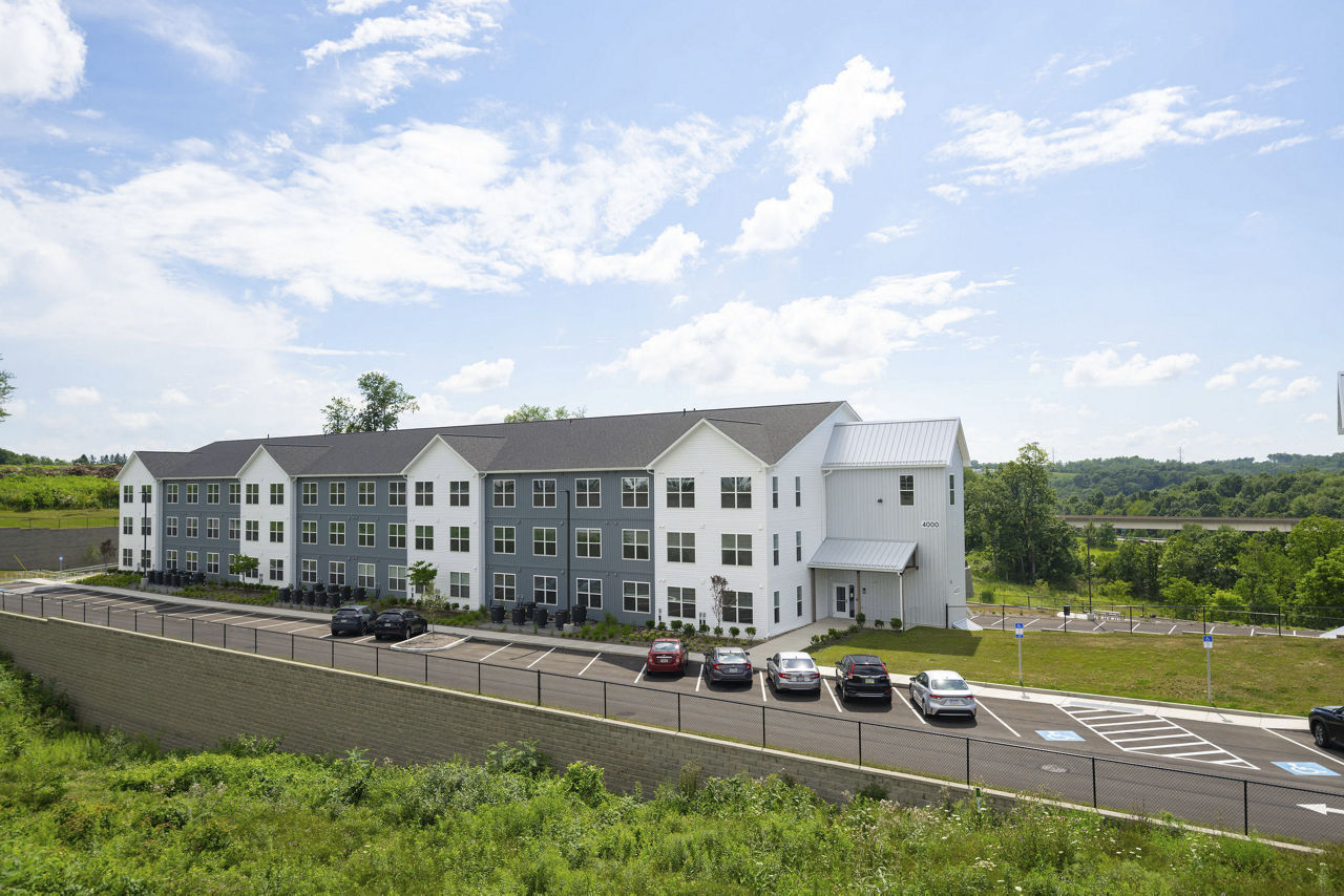 Ltd. Findlay is a similar property to Highlands Of Montour Run Apartment Homes located in Coraopolis