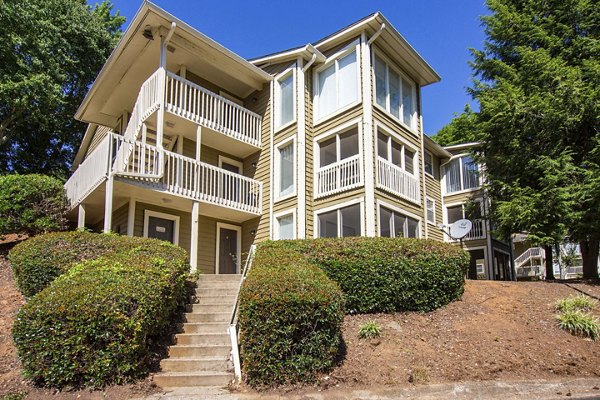 exterior at Roswell Creek Apartments 