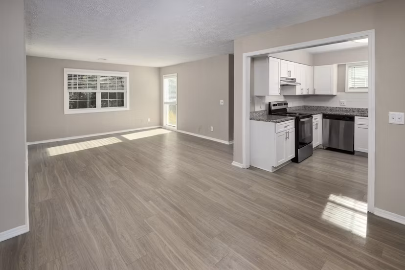 living room at Ellwood Pines Apartments