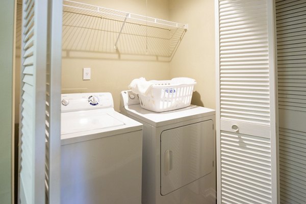 laundry facility at Roswell Creek Apartments 