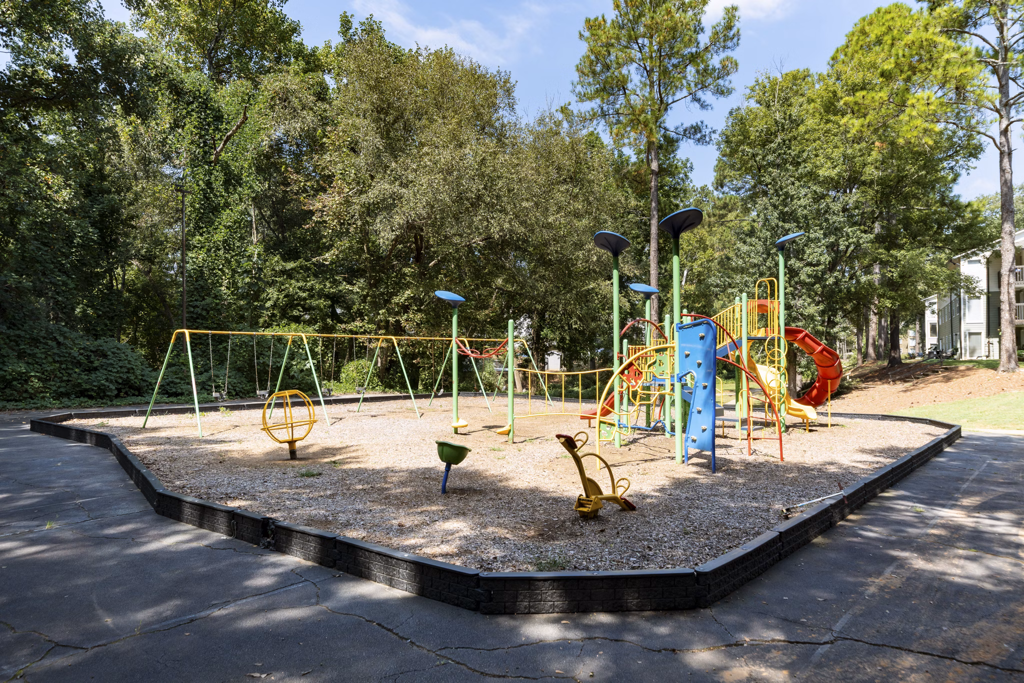 Recreational Area at Ellwood Pines Apartments
