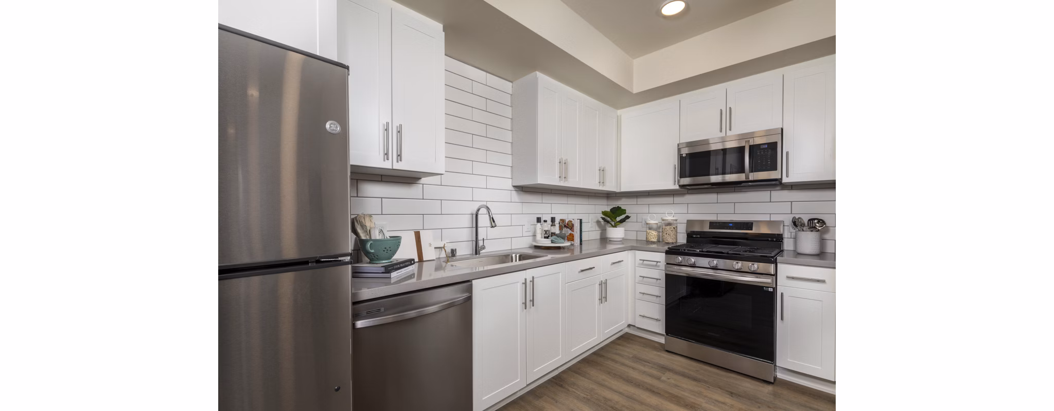 kitchen at Delhaven Pointe Apartments