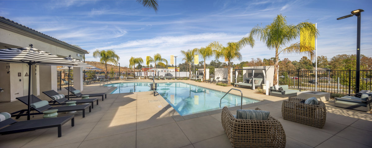 Delhaven Pointe Apartments Murrieta Ca 3 of 12