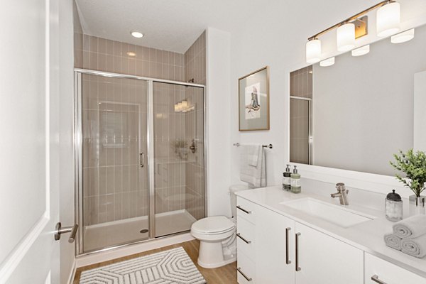 bathroom at Marlowe Live Oak Apartments