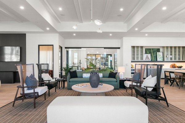 clubhouse at Marlowe Live Oak Apartments 