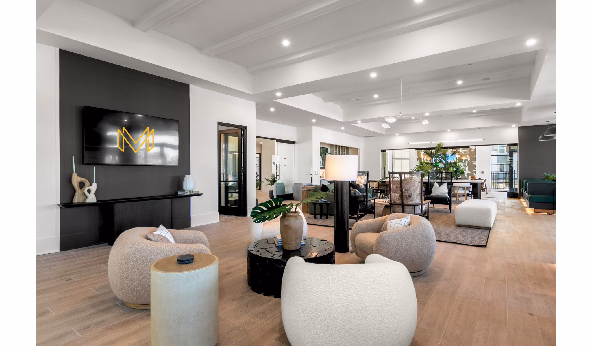 clubhouse at Marlowe Live Oak Apartments 
