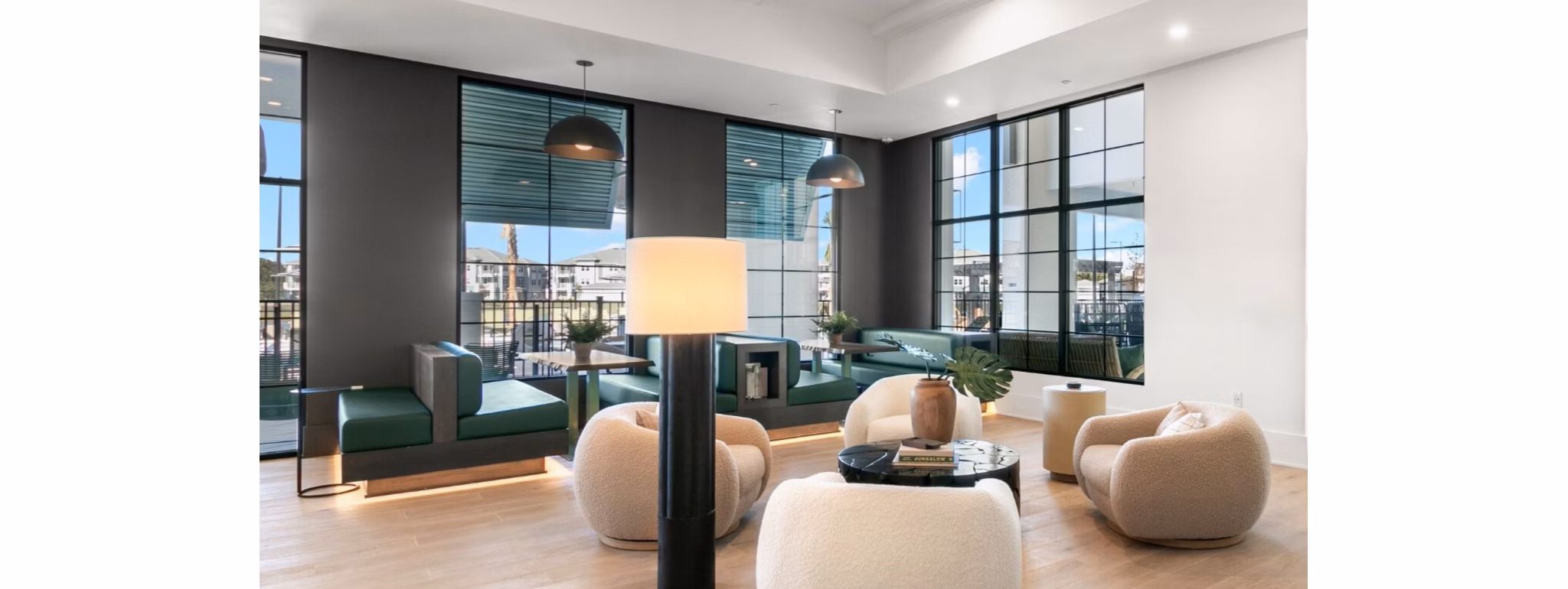 clubhouse at Marlowe Live Oak Apartments 