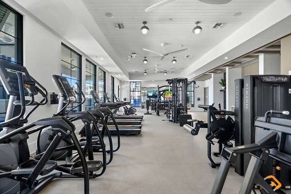 fitness center at Marlowe Live Oak Apartments 