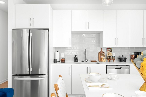 kitchen at Marlowe Live Oak Apartments 