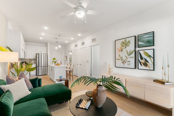 living room at Marlowe Live Oak Apartments