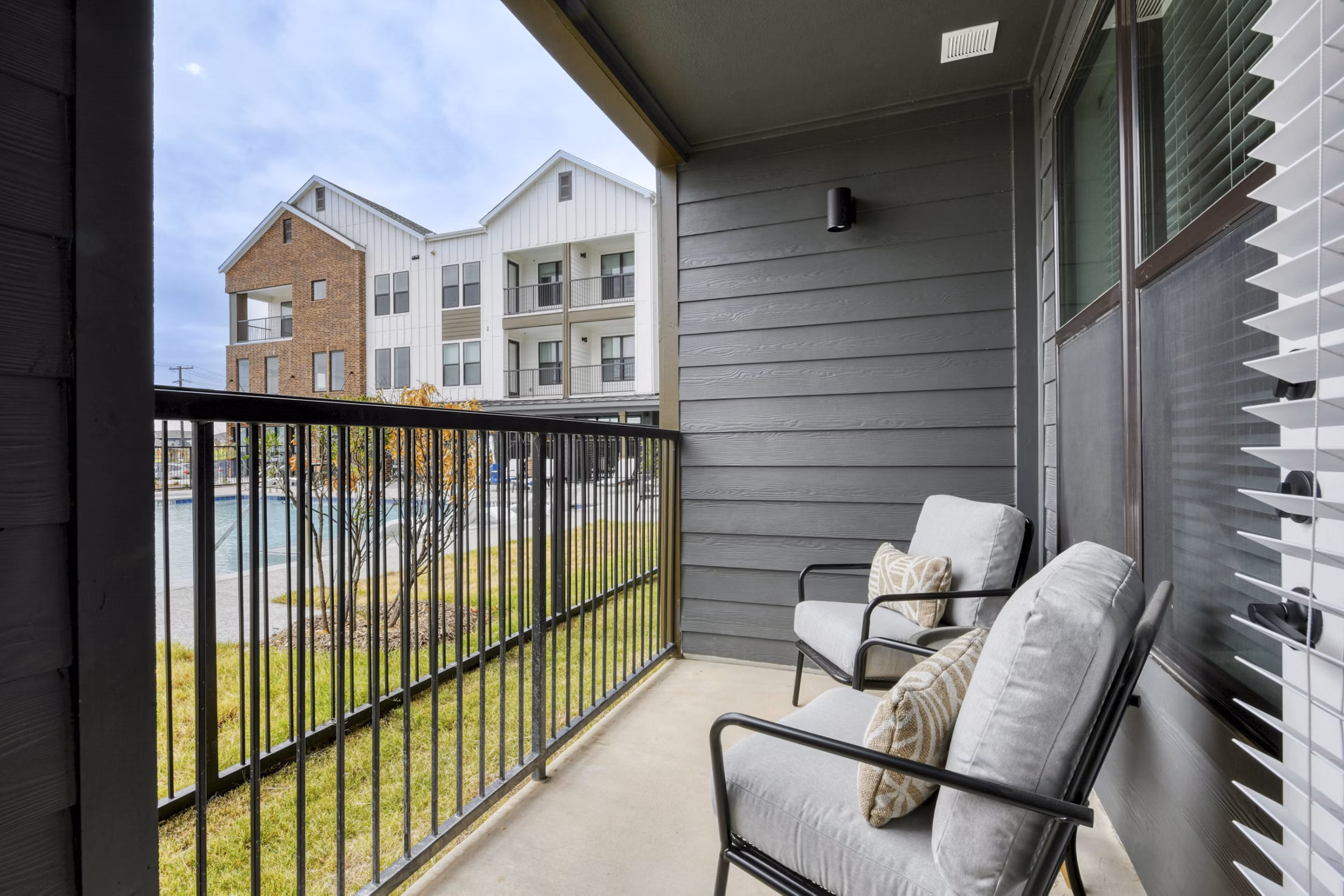 patio/balcony at Gateway to Gruene Apartments
