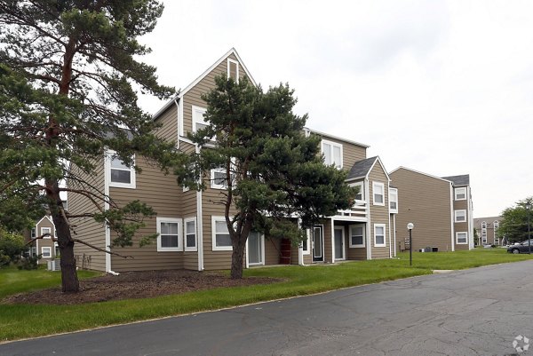The M Club Apartments: Elegant of luxury apartments in a vibrant neighborhood