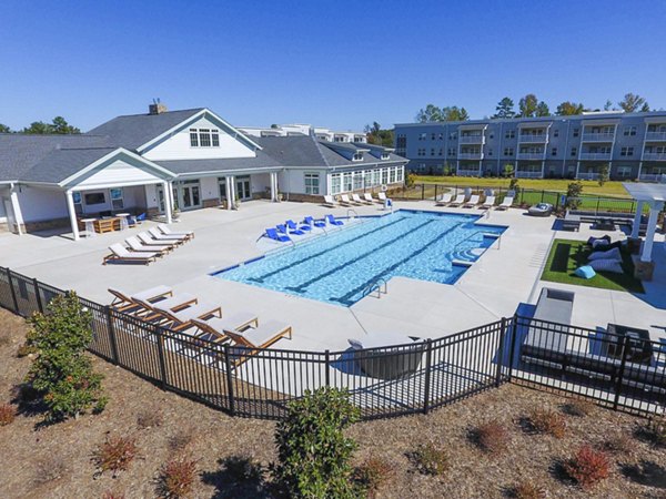 pool at Indigo at Cross Creek Apartments