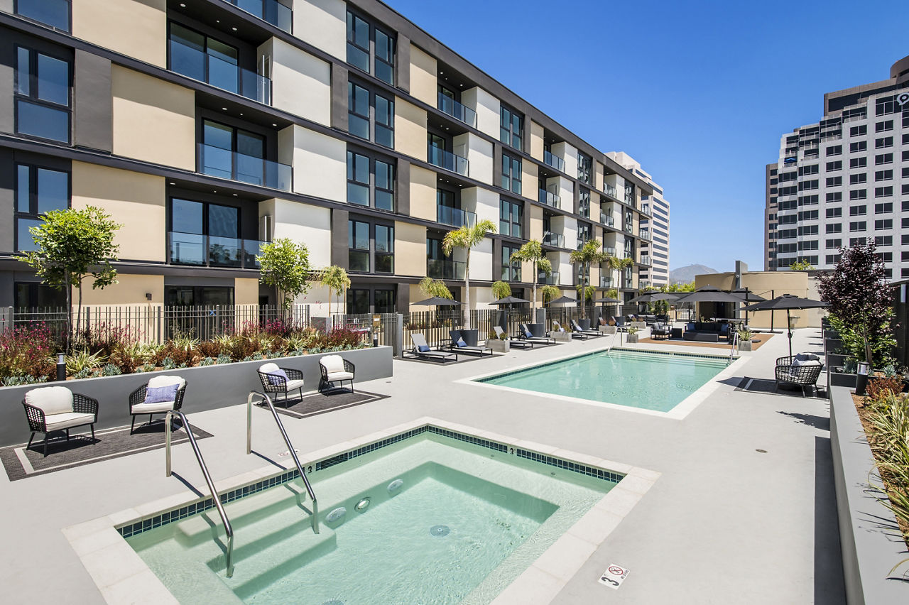 Arista Glendale Glendale Ca 2 of 12