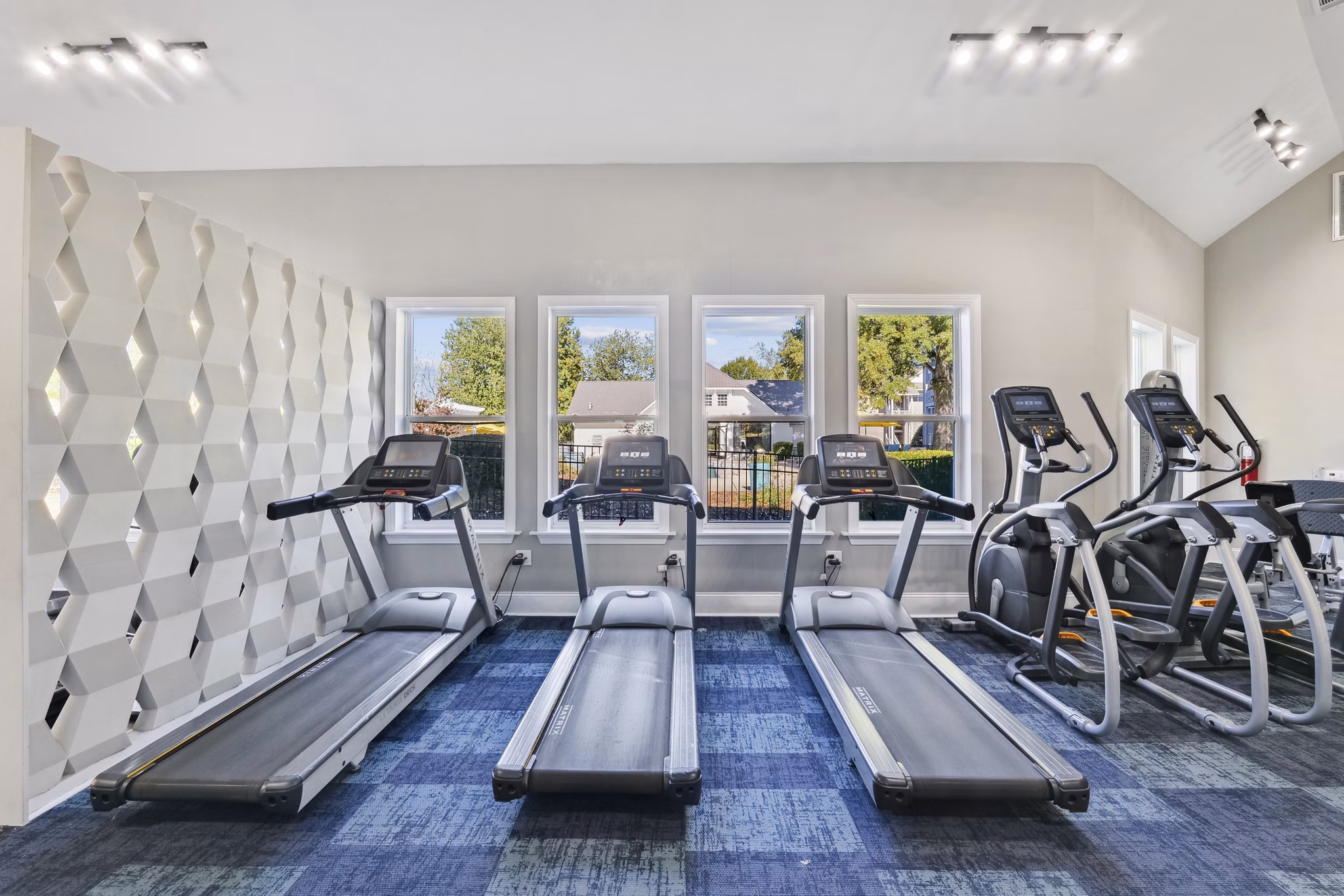 fitness center at Arbor Steele Creek Apartments 