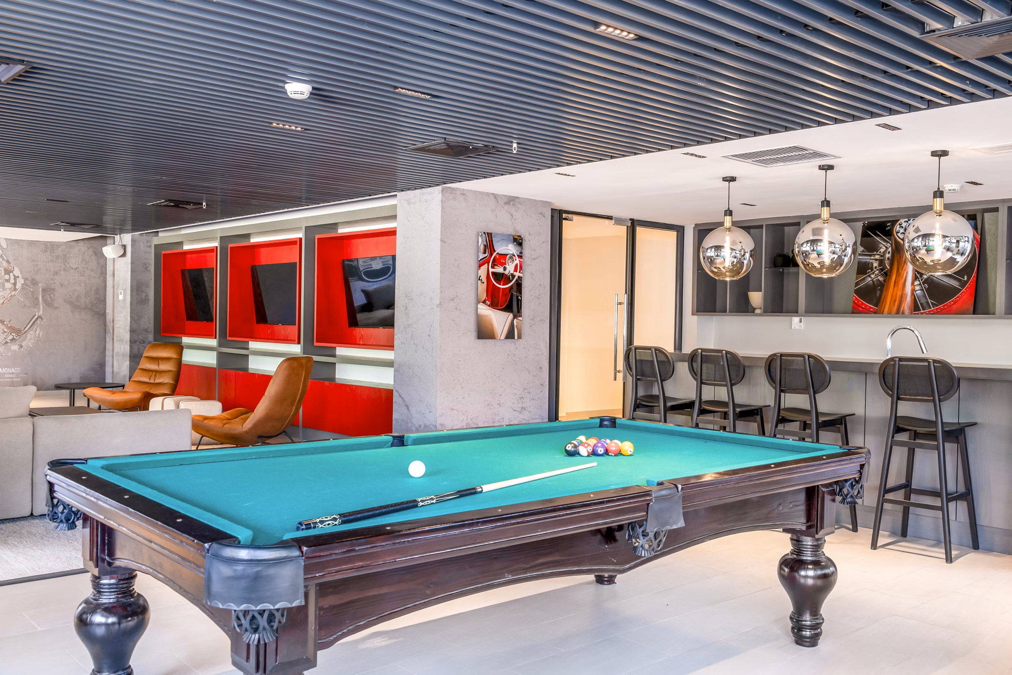 game room at Somma Ines de Suarez Apartments