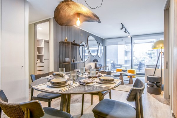 dining room at Somma Ines de Suarez Apartments