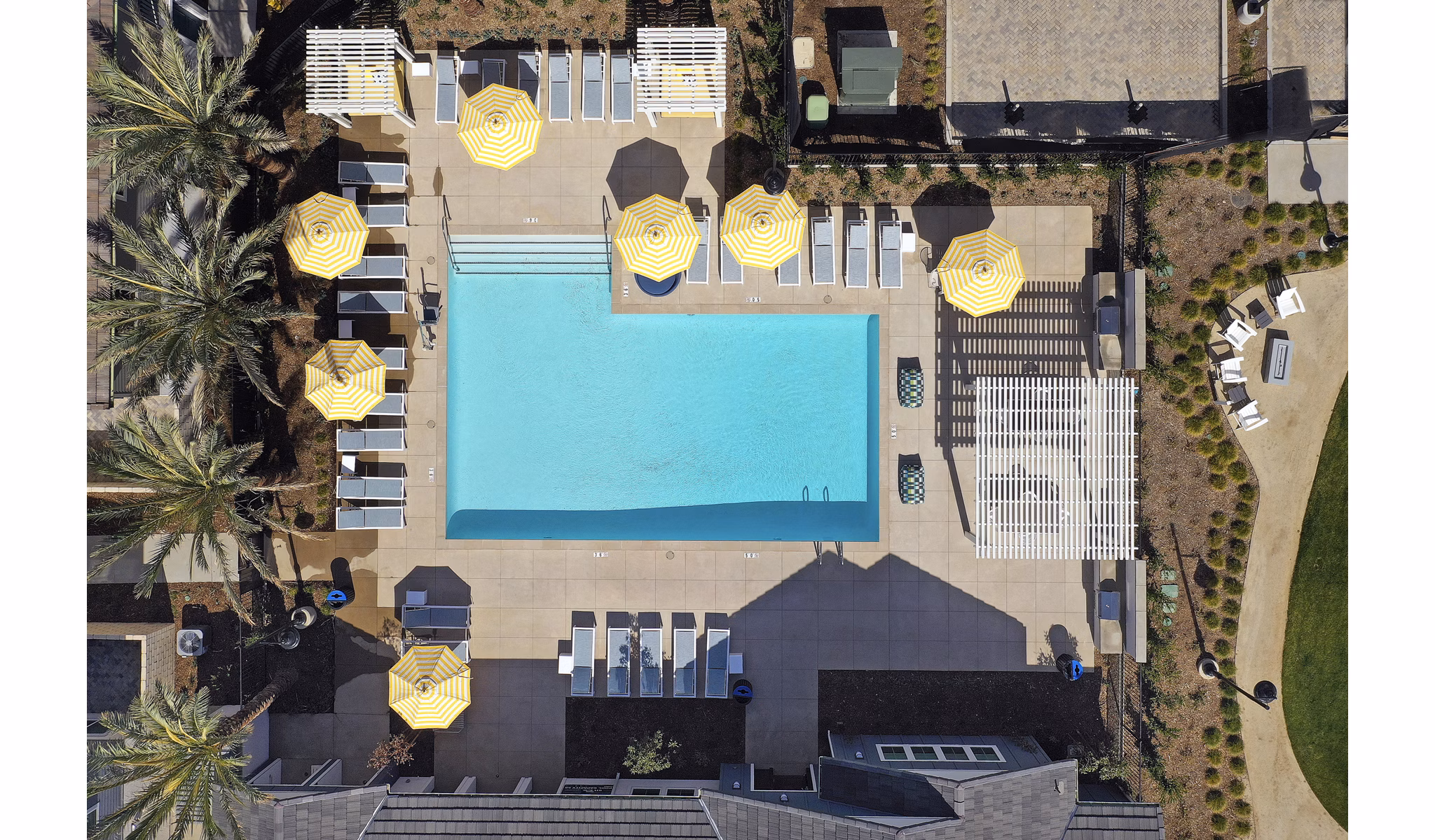 pool at Serena Village Apartments