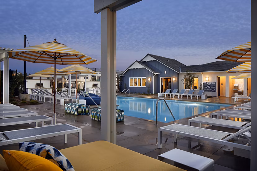 pool at Serena Village Apartments