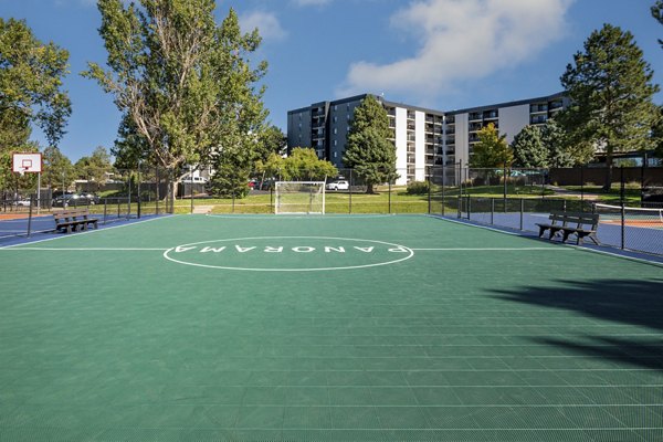 courtyard at Vine at Panorama Apartments