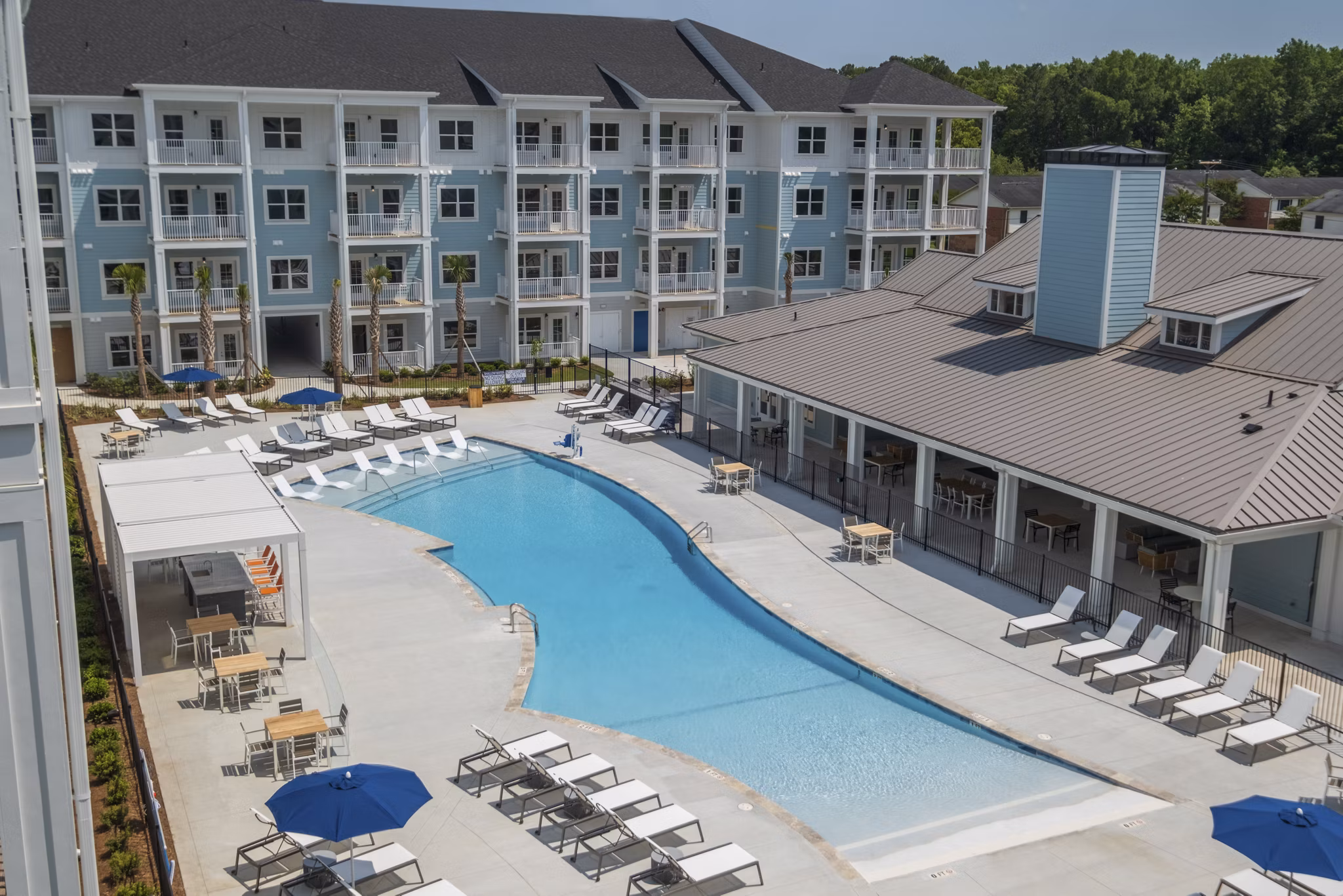 pool at The Willow Apartments