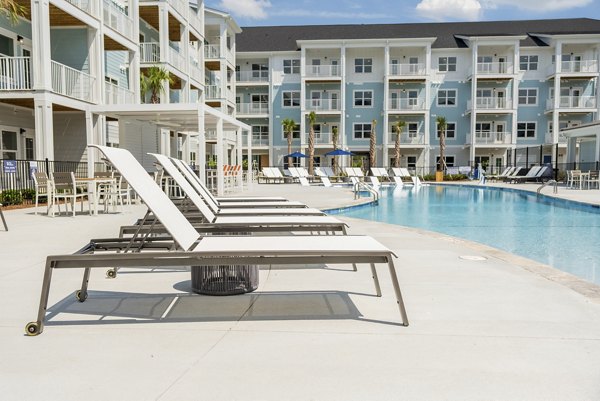 pool at The Willow Apartments