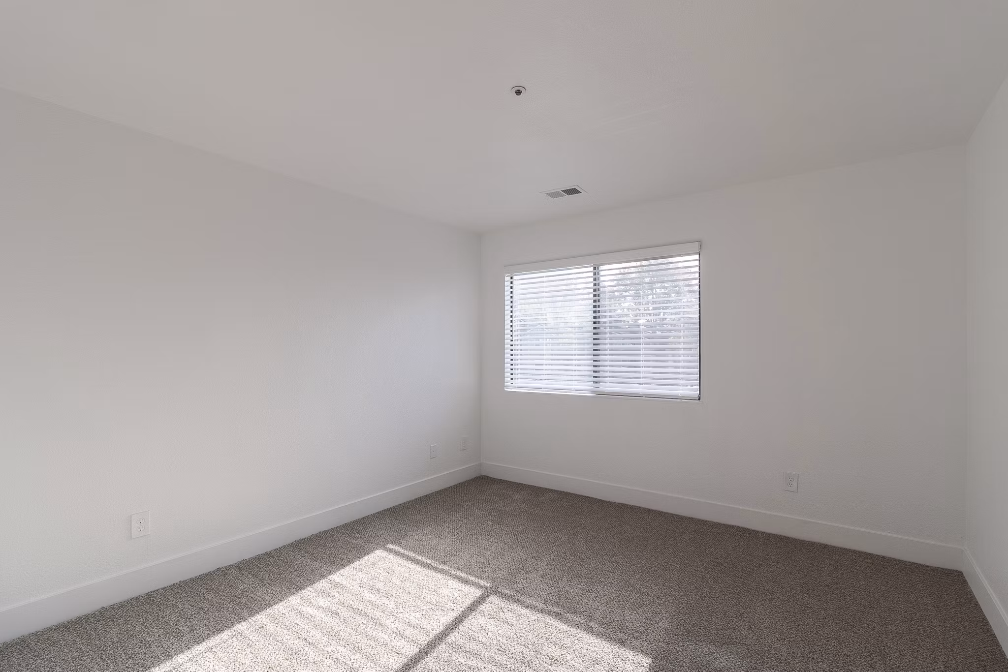 bedroom at Lime Ridge Apartments